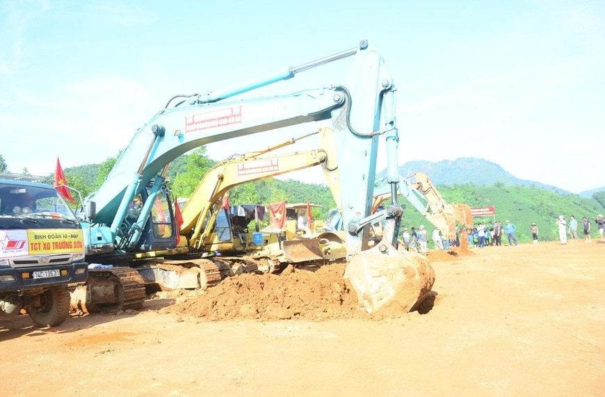 Cérémonie d'inauguration des travaux de reconstruction du quartier résidentiel du village de Lang Nu, commune de Phuc Khanh (Bao Yen, Lao Cai).