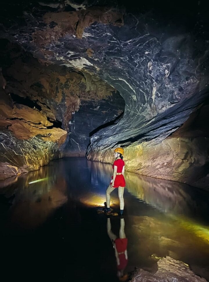 Excursiones de exploración de cuevas de Quang Binh - 3