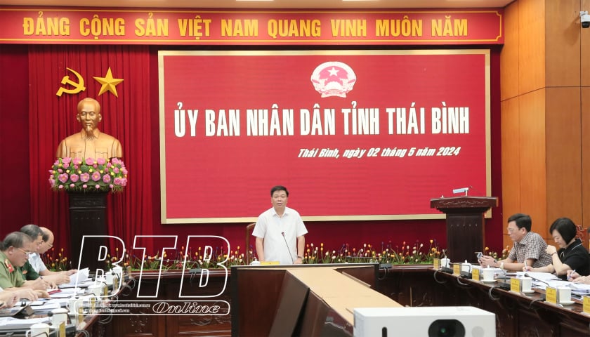 UBND tỉnh: Nghe và cho ý kiến một số nội dung quan trọng