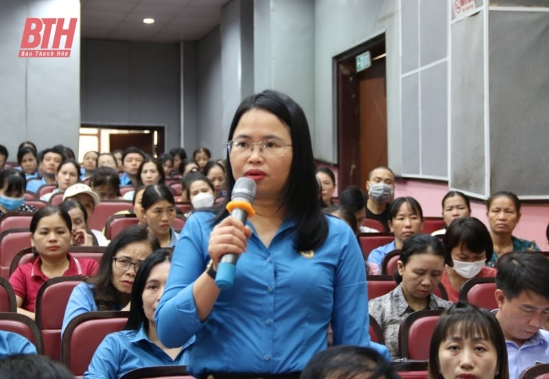 도 국회 대표단은 공무원, 노조원, 근로자 등 유권자들을 만났습니다.