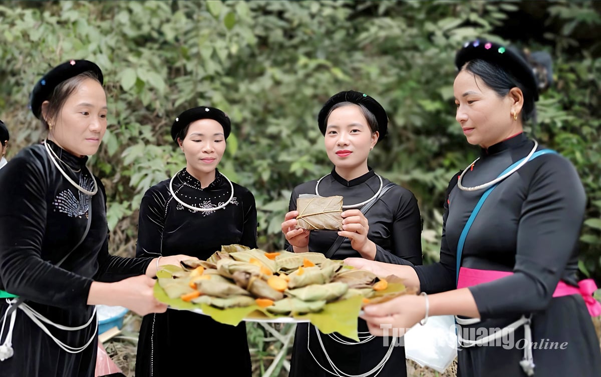 Bánh trứng kiến - hạt ngọc của núi rừng