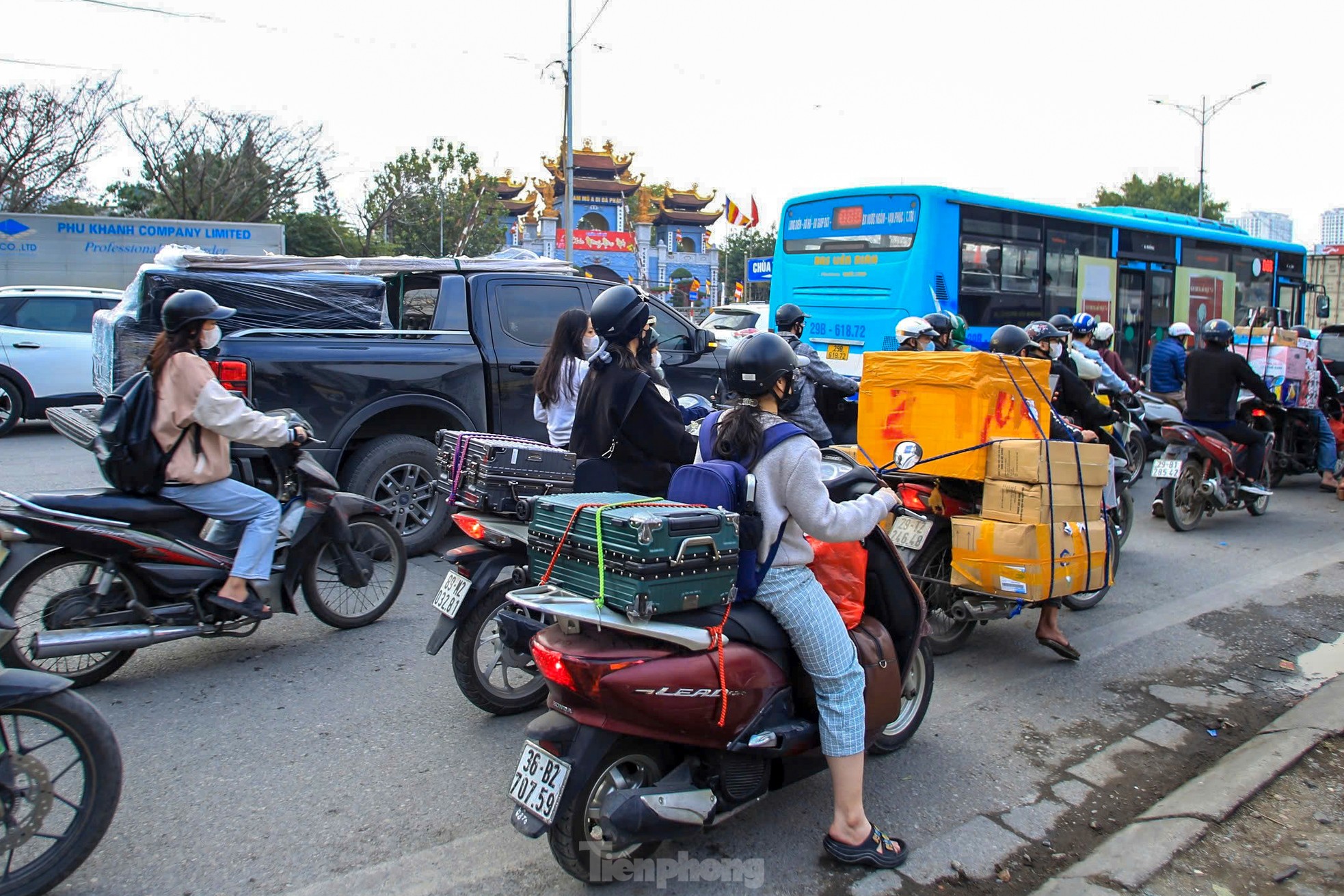 ចរាចរណ៍​ក្នុង​រាជធានី​មាន​ភាព​តានតឹង​ដូច​ខ្សែ​ធ្នូ​នៅ​ថ្ងៃ​ធ្វើ​ការ​ចុង​ក្រោយ​រូបថត ៦