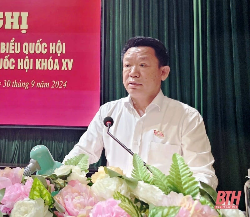 La delegación de la Asamblea Nacional de la provincia de Thanh Hoa se reunió con votantes de los distritos de Nhu Thanh y Trieu Son.