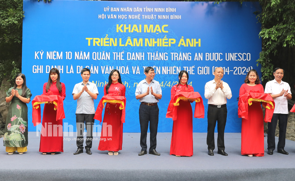 Opening of the Photography Exhibition to Celebrate the 10th Anniversary of Trang An Scenic Landscape Complex being recognized by UNESCO as a World Cultural and Natural Heritage