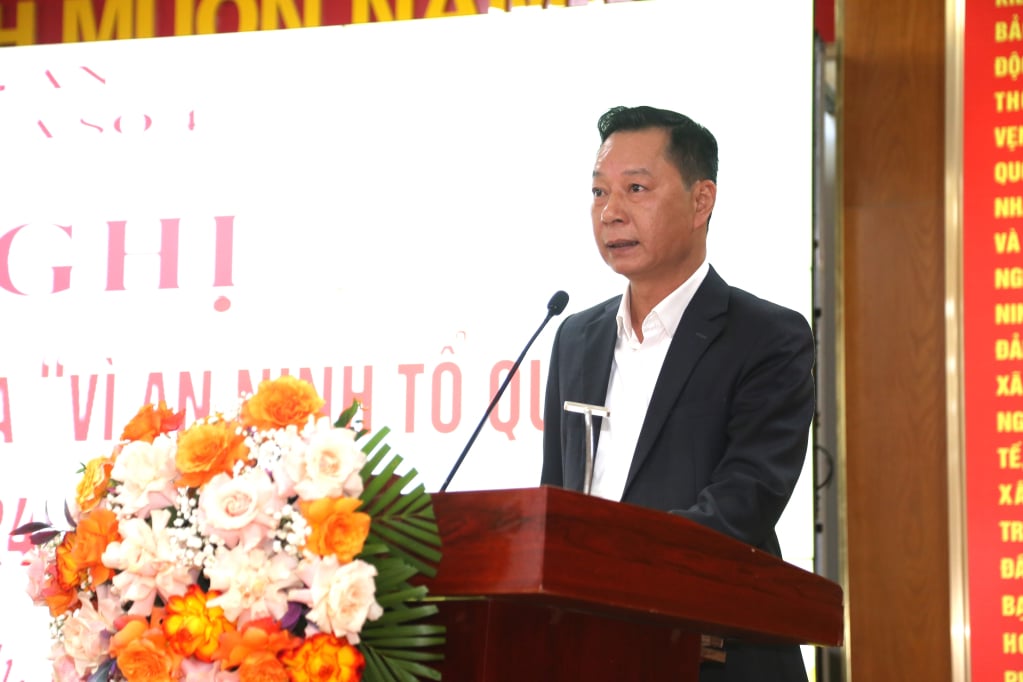 Comrade Le Van Anh - Vice Chairman of Quang Ninh Provincial People's Council delivered a welcoming speech.