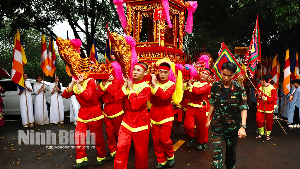 Ceremonia de apertura del Templo Mau Thuong, Pagoda Quang Son