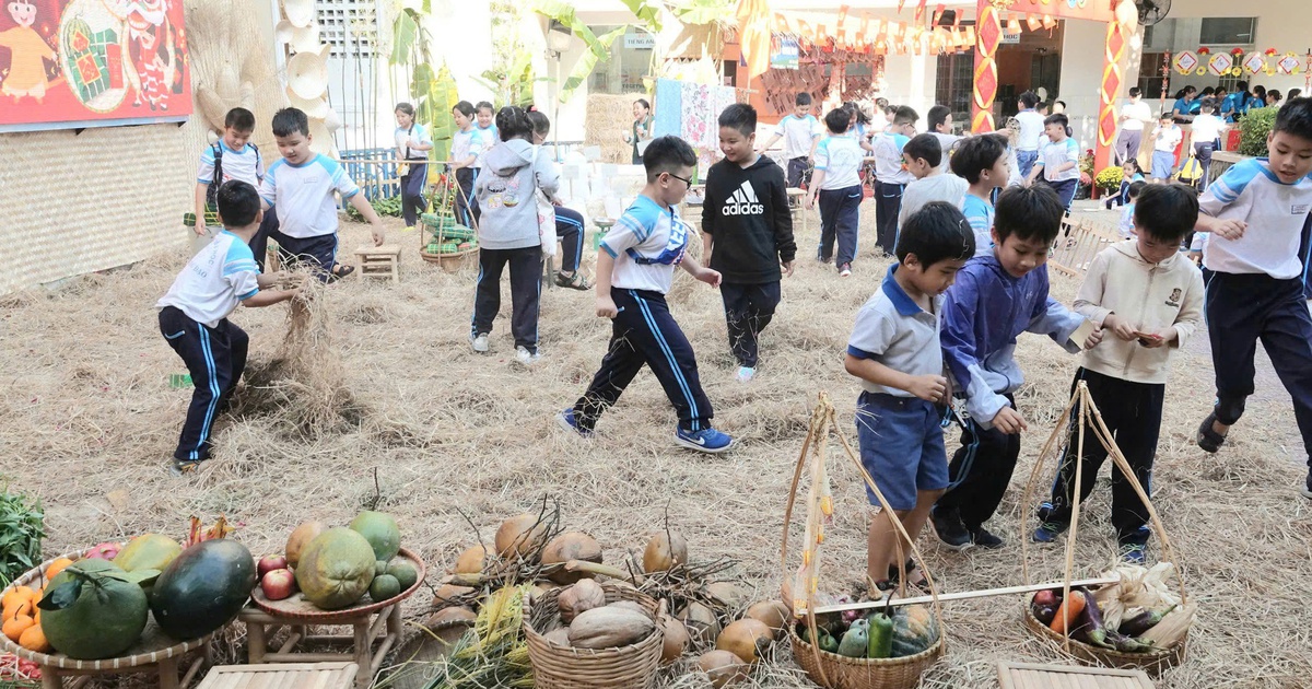 Tet holiday, say no to homework