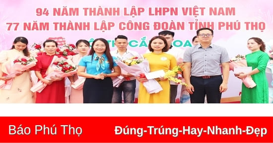 Hội thi cắm hoa chào mừng ngày Phụ nữ Việt Nam