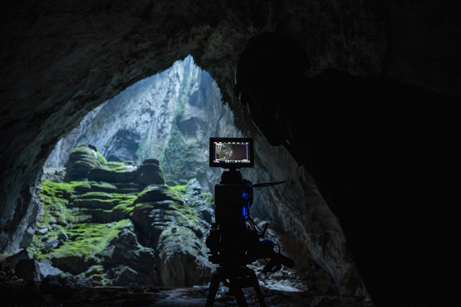 Une photo prise depuis le gouffre 1 de la grotte de Son Doong. Photo : Oxalis