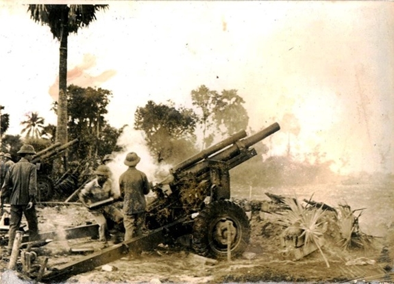 Artillerie unserer Armee im Krieg zum Schutz der Südwestgrenze im September 1977. Foto: Dokument.