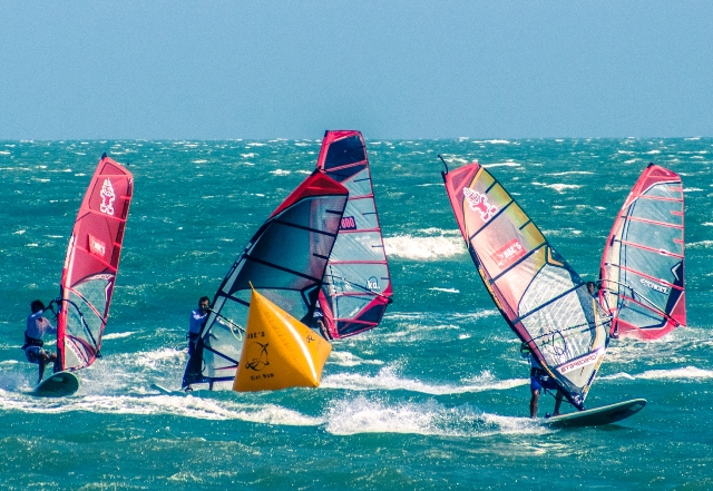 Giải đua Windsurf mở rộng lần thứ 24 “The 24th Mui Ne Fun Cup 2025”