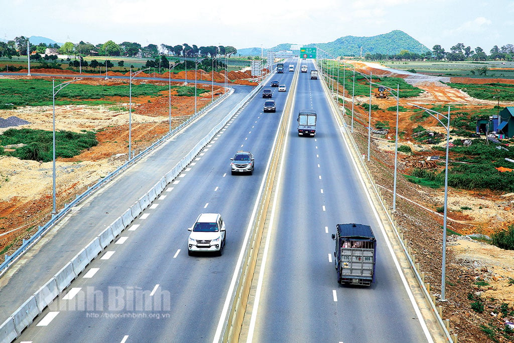 โครงการลงทุนก่อสร้างทางด่วน Ninh Binh Hai Phong ผ่านจังหวัด Ninh Binh ความคาดหวังสูง ความมุ่งมั่นสูง