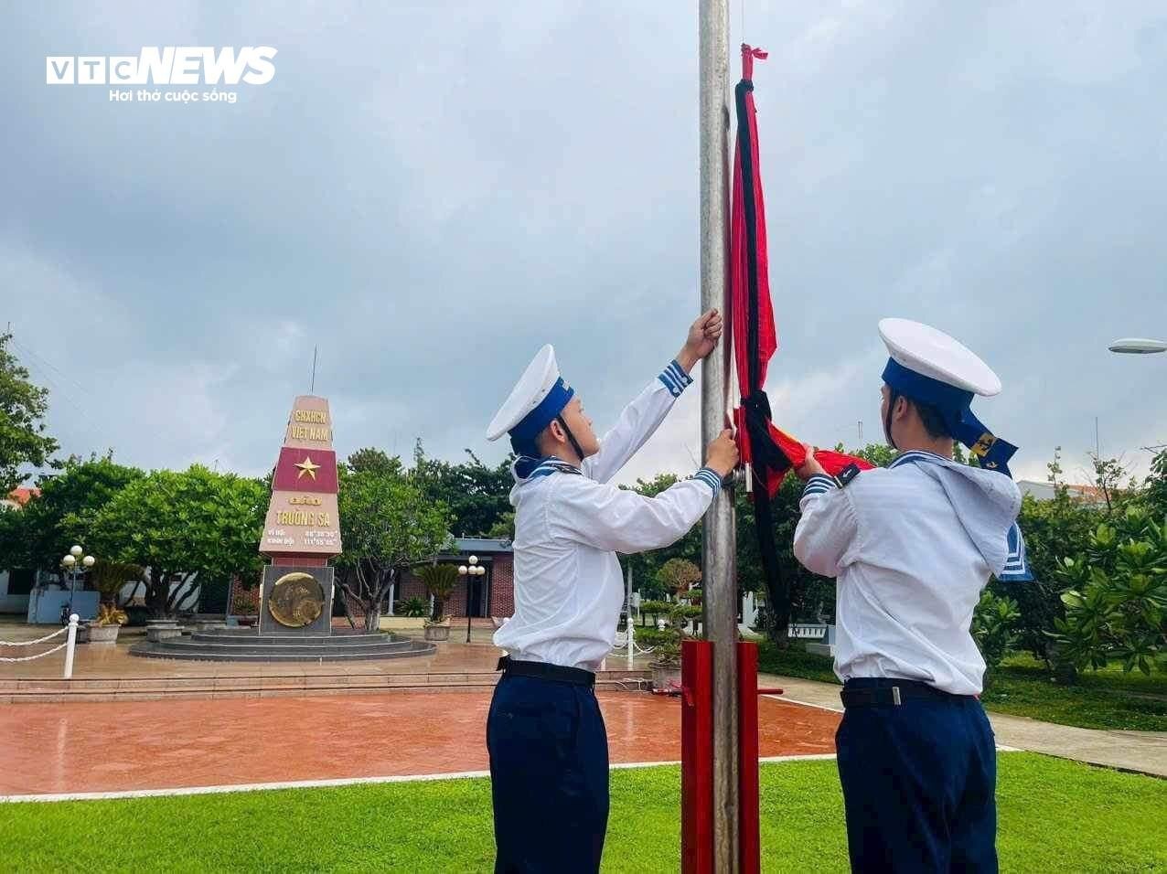 Von Truong Sa bis Ba Dinh – Millionen Vietnamesen trauern um den Generalsekretär – 1