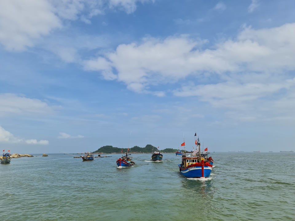 L&agrave;ng ch&agrave;i Hải Ninh nằm cuối d&ograve;ng s&ocirc;ng Tr&agrave; Bồng, nơi đổ ra cửa biển Sa Cần.