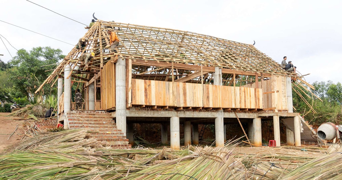 ชุดภาพ : ชาวบ้านนูคอนรวมพลังสร้างบ้านชุมชนหลังใหม่