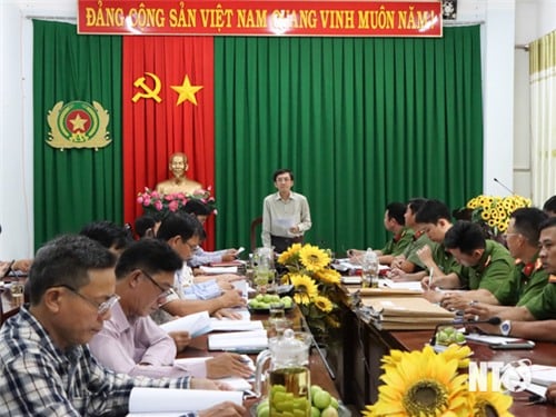 NTO - The monitoring delegation of the Provincial People's Council's Legal Committee worked with Phan Rang City Police.