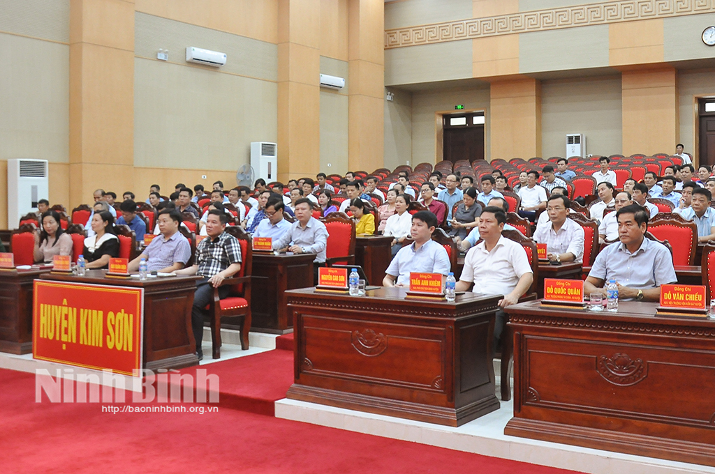 Le Vietnam déterminé à retirer le carton jaune de la CE en 2024