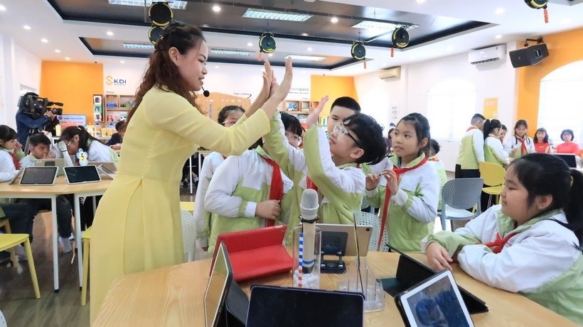 Hai Phong : Innovation dans l'enseignement et l'apprentissage basée sur l'application de la technologie