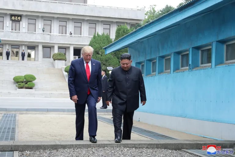 Präsident Trump bekräftigt seine Bereitschaft, den Kontakt mit Kim Jong Un aufrechtzuerhalten. Foto 1