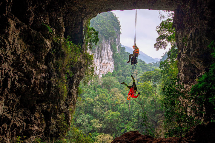 Excursiones de exploración de cuevas de Quang Binh - 14