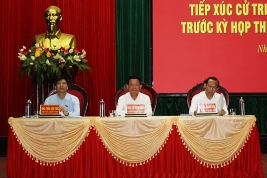 La delegación de la Asamblea Nacional de la provincia de Thanh Hoa se reunió con votantes de los distritos de Nhu Thanh y Trieu Son.