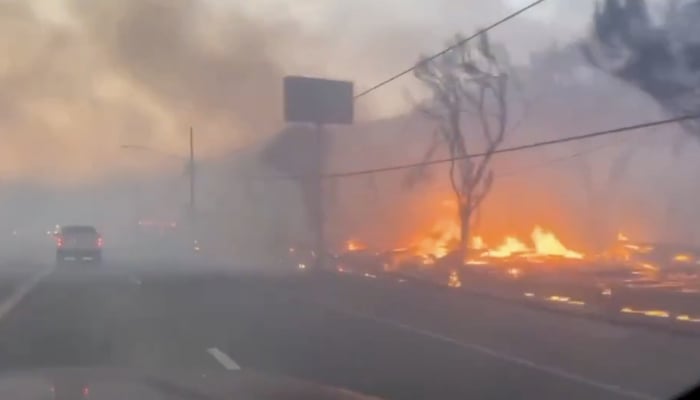 Los Angeles wildfires flare up due to high winds