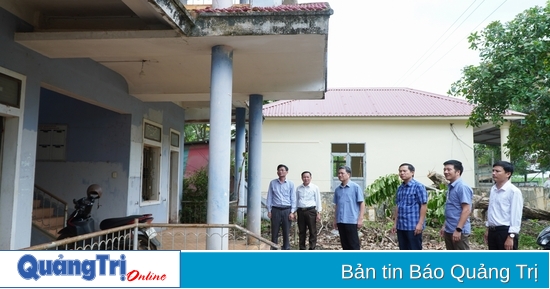 Many houses and land in Gio Son commune are currently abandoned and showing signs of deterioration.