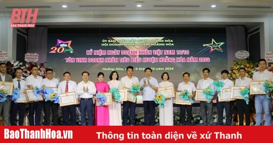 Hoang Hoa district meets and honors typical businesses and entrepreneurs in 2024