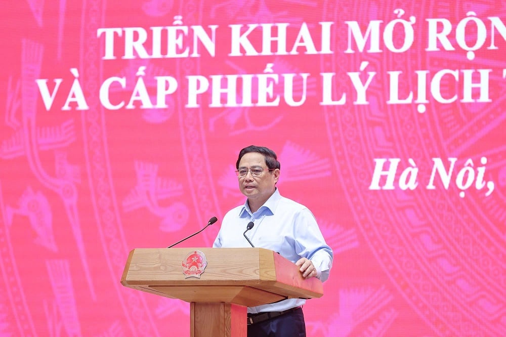 Triển khai mở rộng sổ sức khỏe điện tử và cấp phiếu lý lịch tư pháp qua ứng dụng VneID