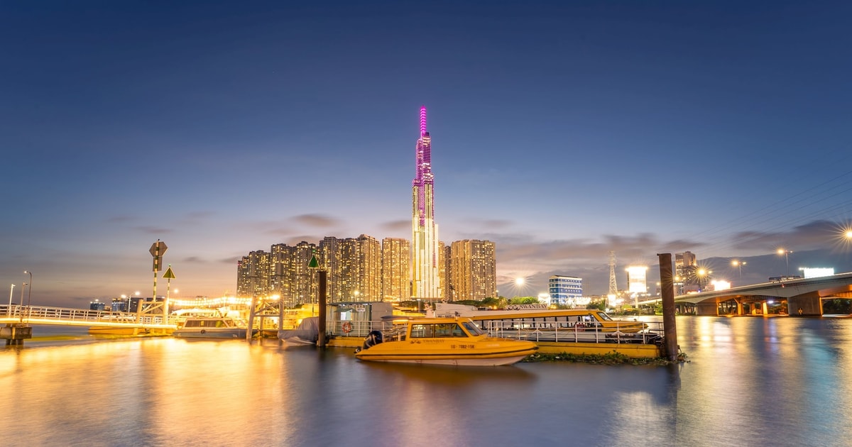 Cruise on Saigon River