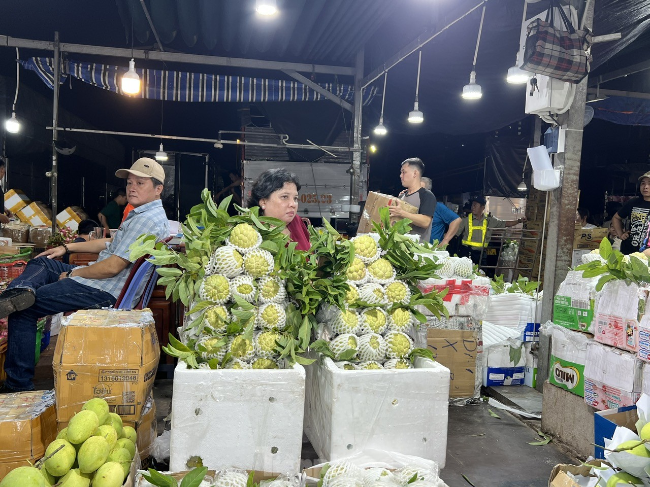 ผลไม้ไหลเข้าตลาดขายส่งในนครโฮจิมินห์ ราคาคงที่ ภาพที่ 6
