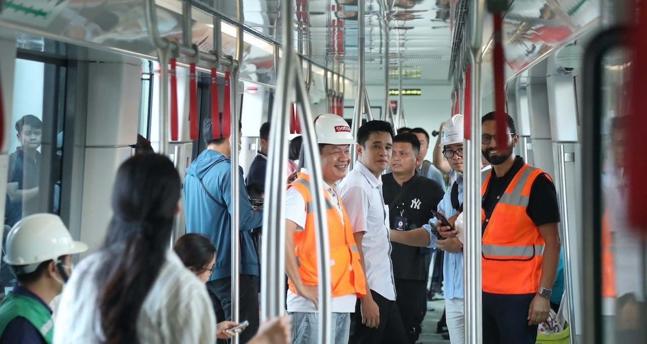 Hanoi : le métro fonctionne jusqu'au réveillon du Nouvel An, les bus circulent pendant les vacances du Têt