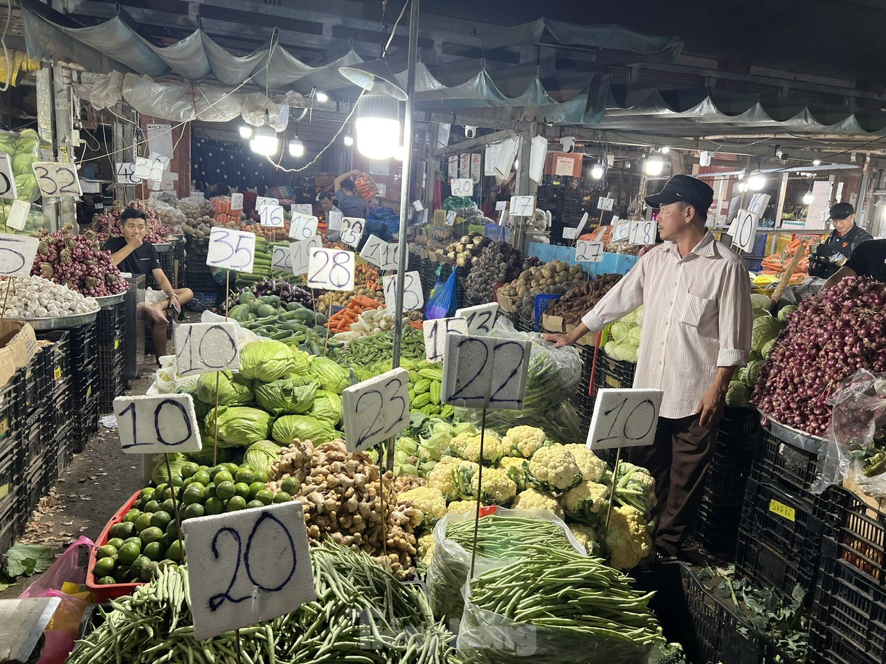 ผลไม้ไหลเข้าตลาดขายส่งในนครโฮจิมินห์ ราคาคงที่ ภาพที่ 3