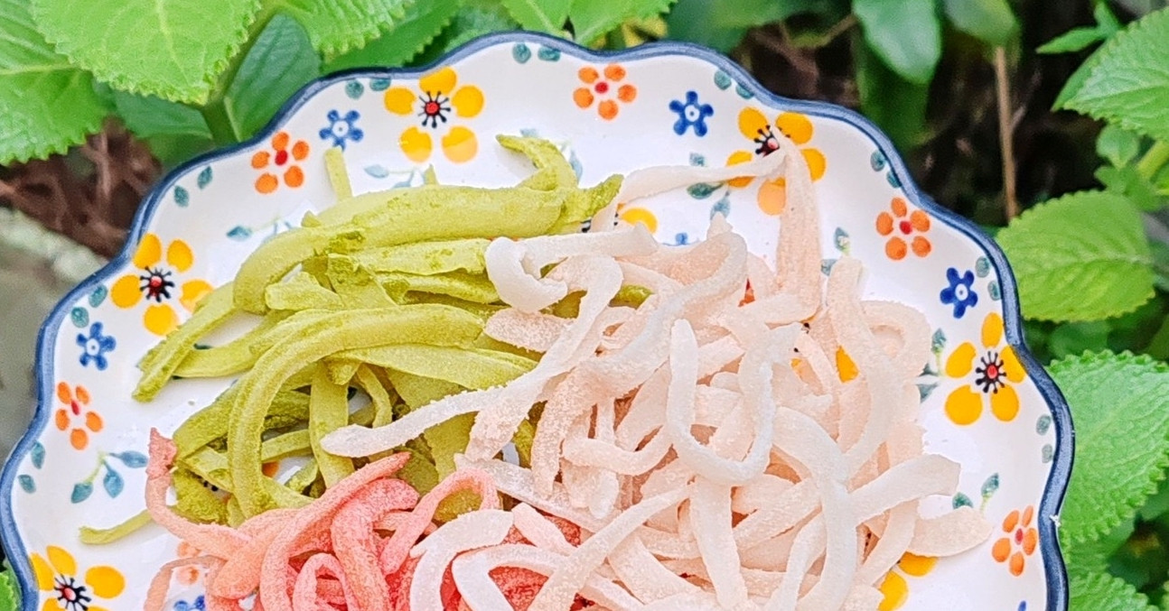 8 delicious and healthy traditional Tet snacks