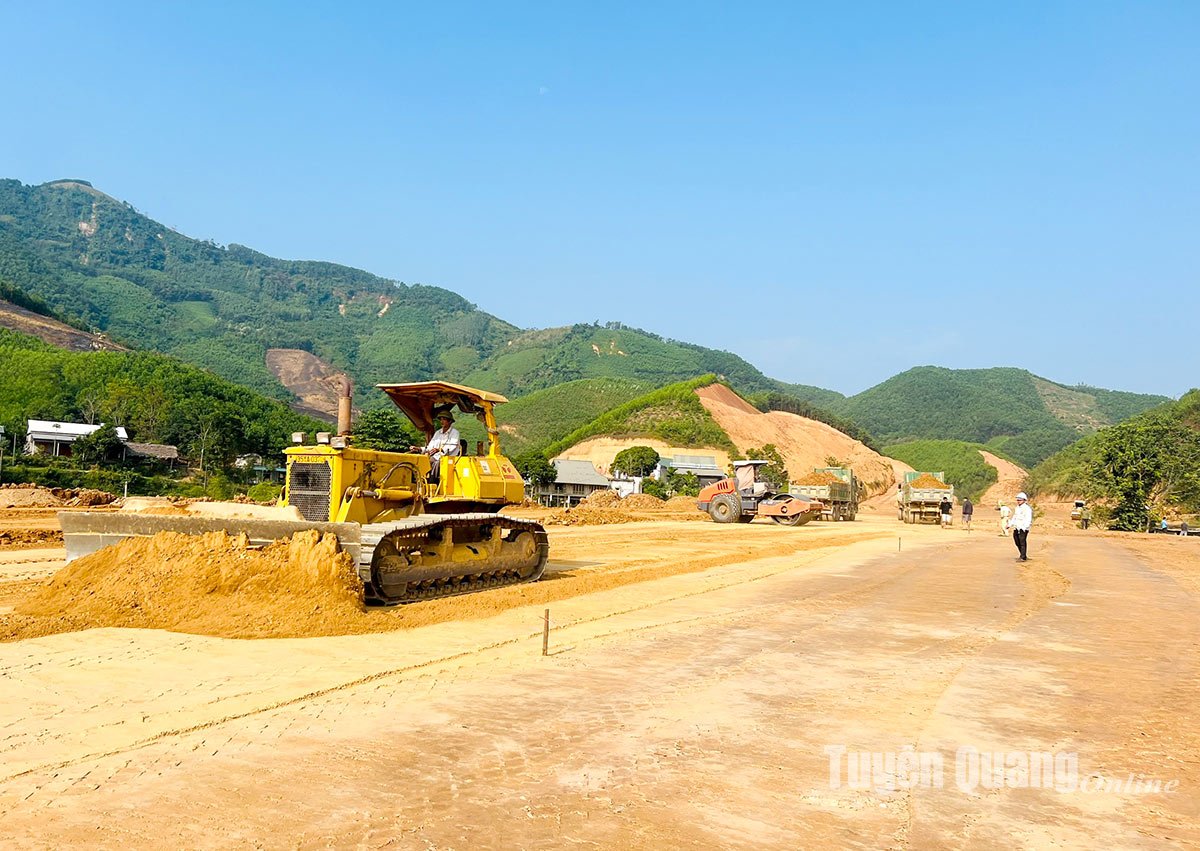 สถานที่ก่อสร้างฤดูใบไม้ผลิ