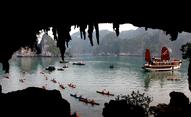 The problem of preserving and promoting the heritage value of Ha Long Bay