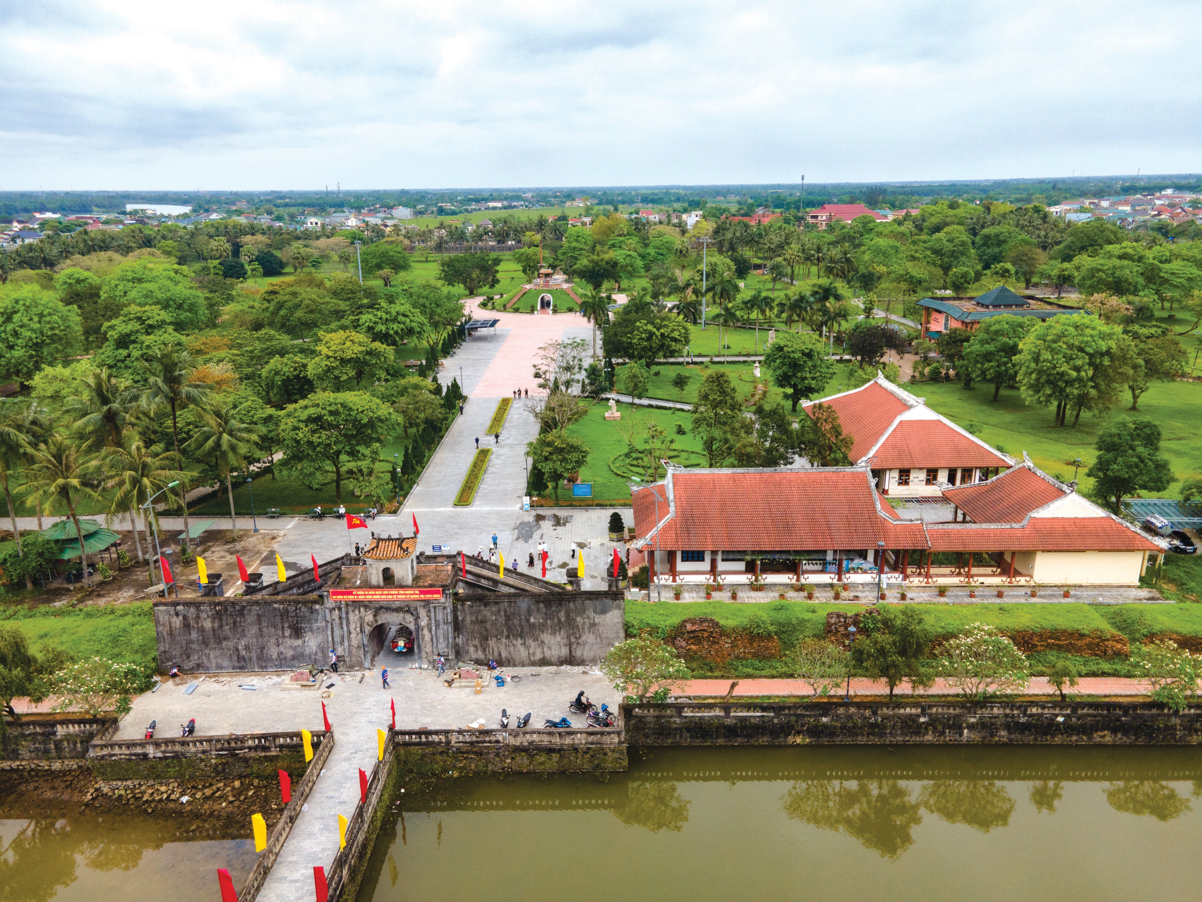 Khải hoàn ca sau chiến tranh