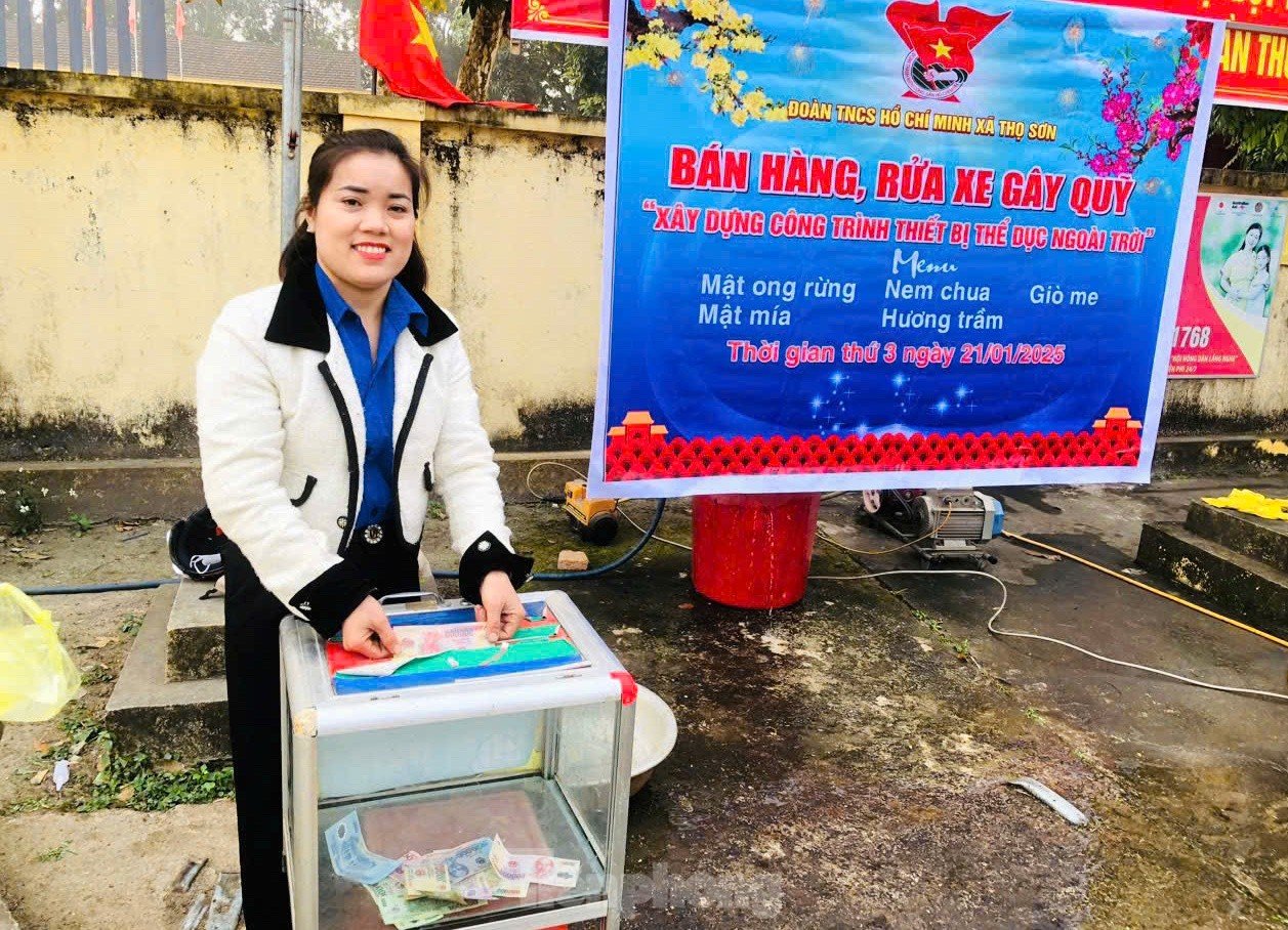 Thanh niên rửa xe, thu trăm triệu đồng gây quỹ từ thiện dịp Tết ảnh 11