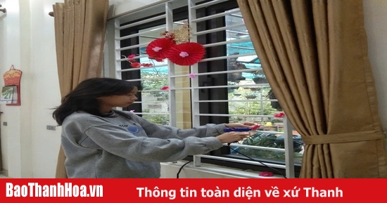 The tradition of cleaning and decorating the house for Tet