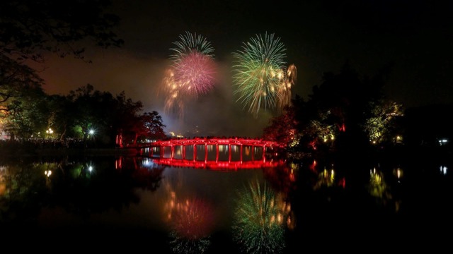 Hanoi ist bereit für ein brillantes Feuerwerk zur Begrüßung des neuen Jahres der Schlange 2025