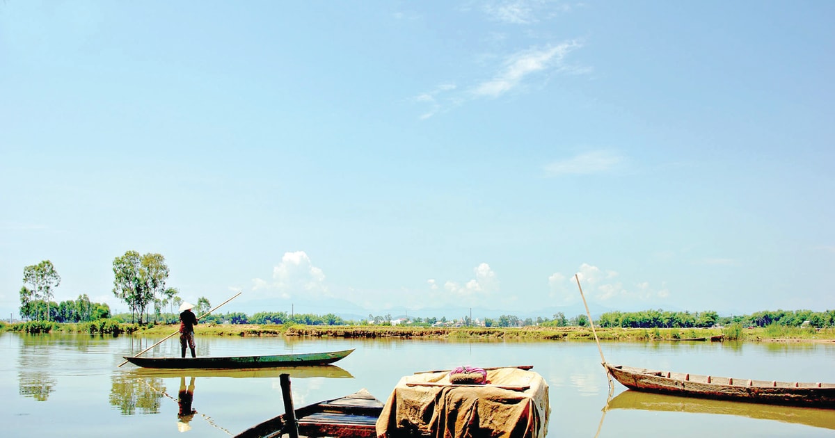 ท่าเรือสงบ เรือจอดทอดสมอ...