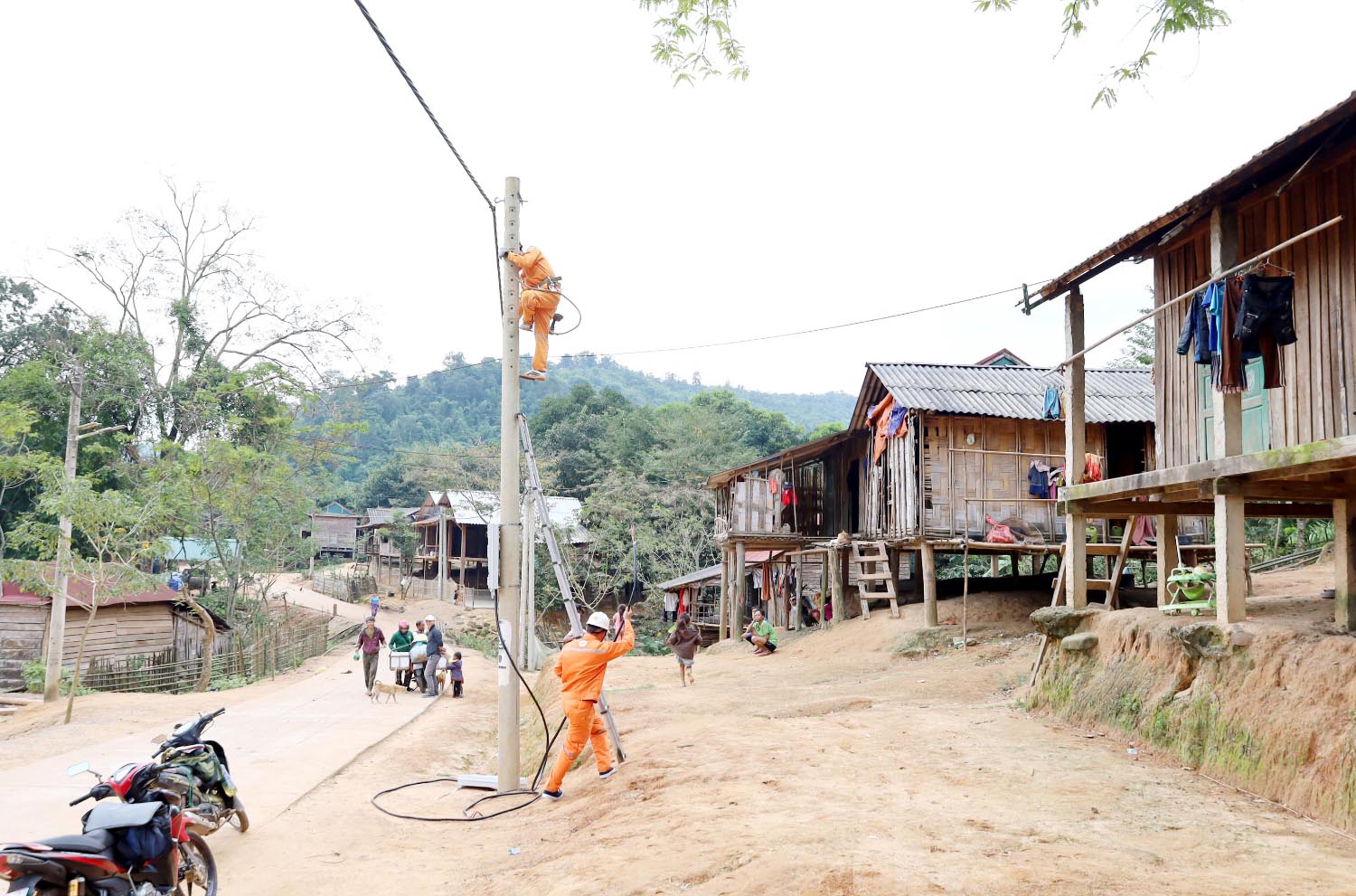 Brightening the border - Quang Binh Electronic Newspaper