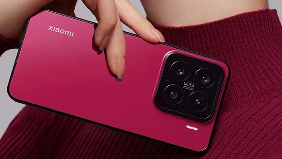 Le Xiaomi 15 a une nouvelle couleur rouge pour célébrer le Nouvel An lunaire