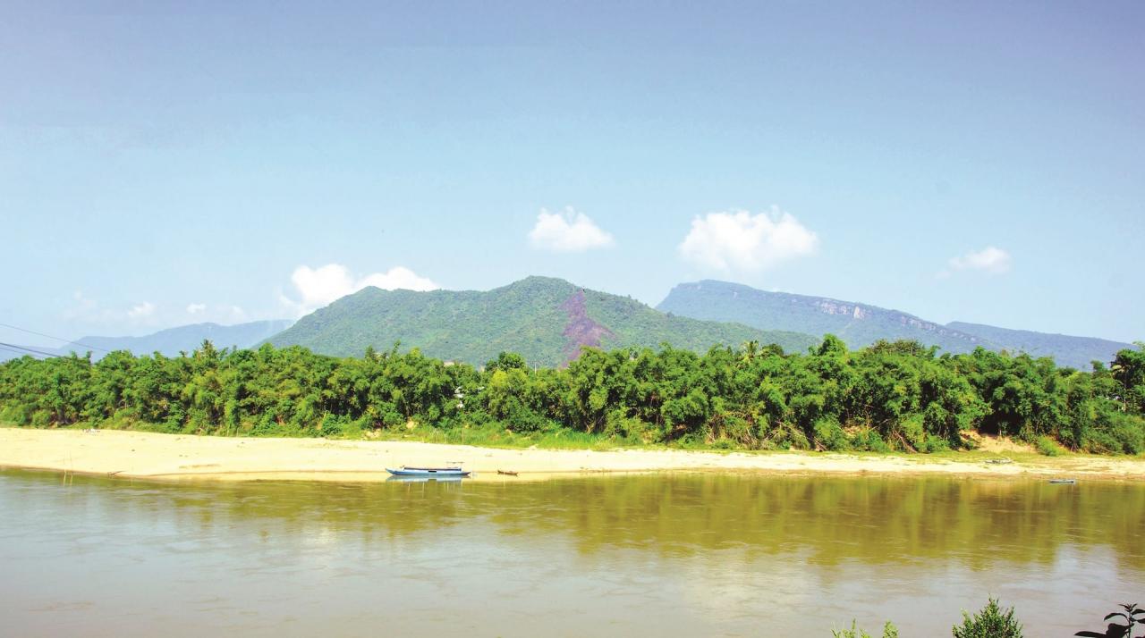 Ben do Trung phuoc nhin qua Dai Binh