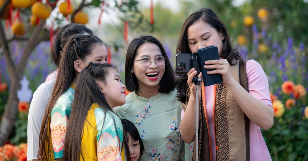 Les deseamos un Feliz Año Nuevo a familiares, colegas y profesores de At Ty