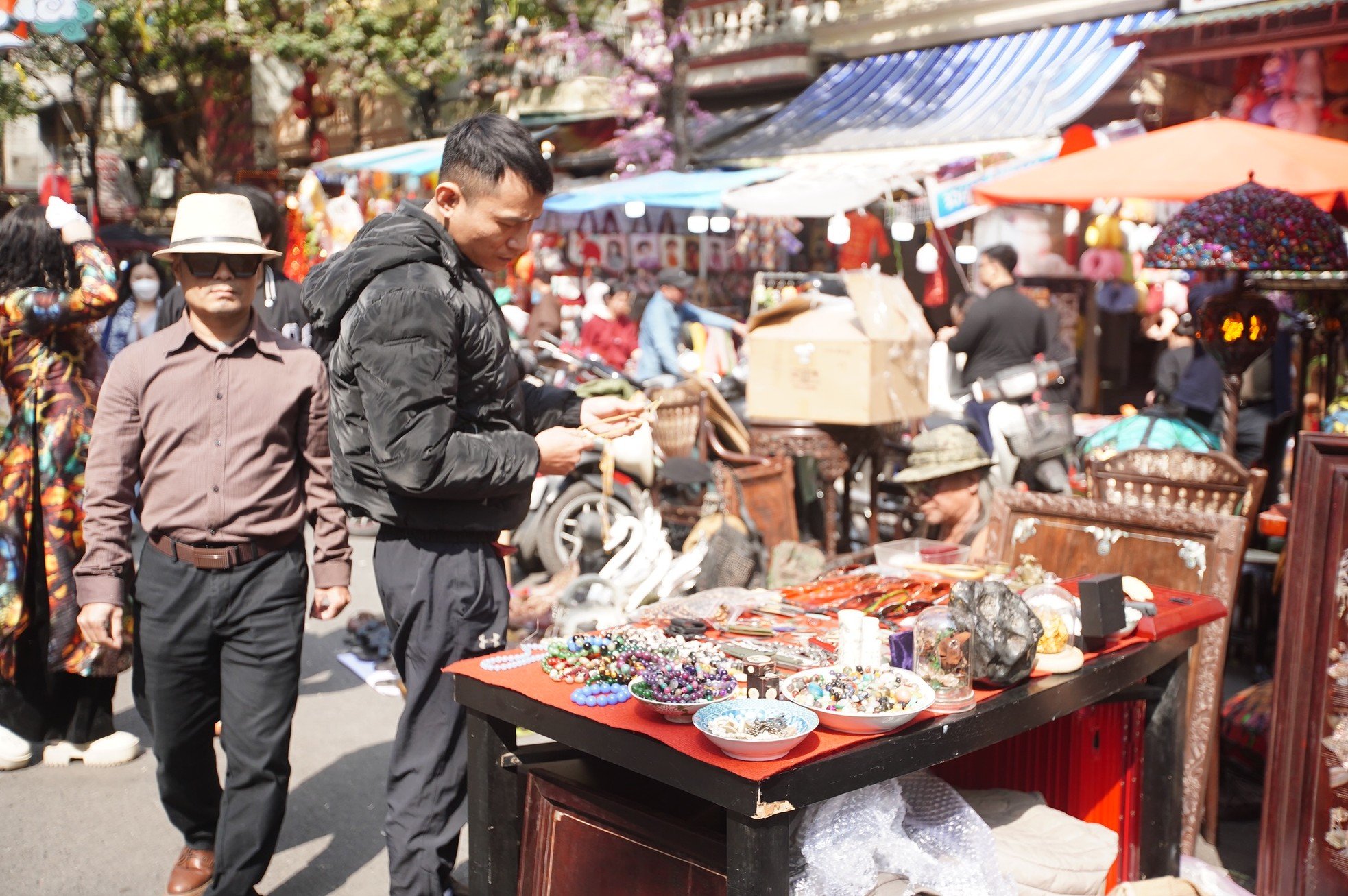 Marché unique « au temps de nos grands-parents » qui ne se réunit qu'une fois par an photo 8