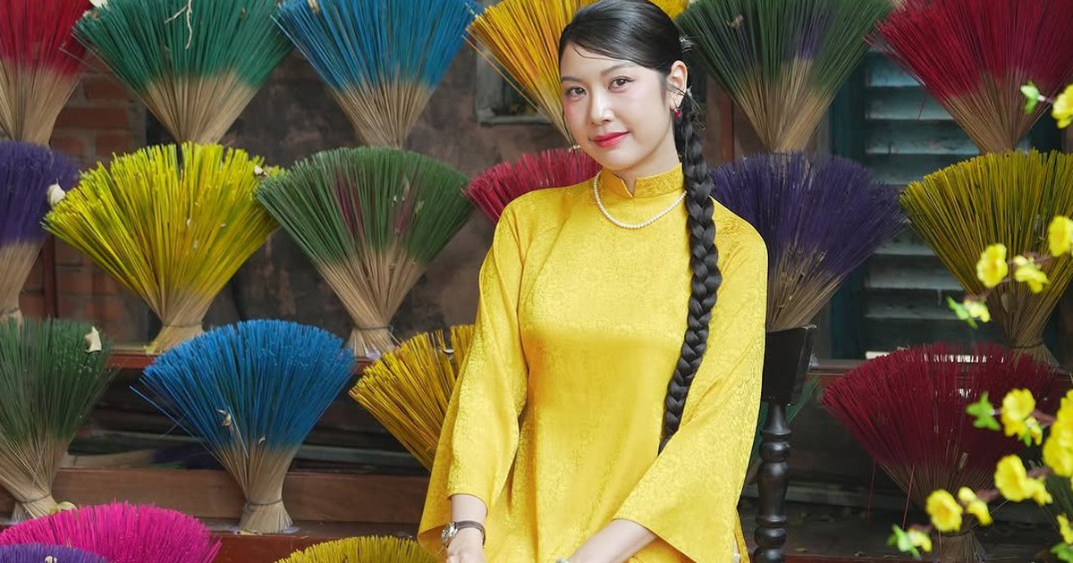 เติมความสดใสให้กับเทศกาลตรุษจีนปี 2568 ด้วยชุดอ๋าวหญ่ายสีเหลือง เคล็ดลับความโชคดีในช่วงต้นปี