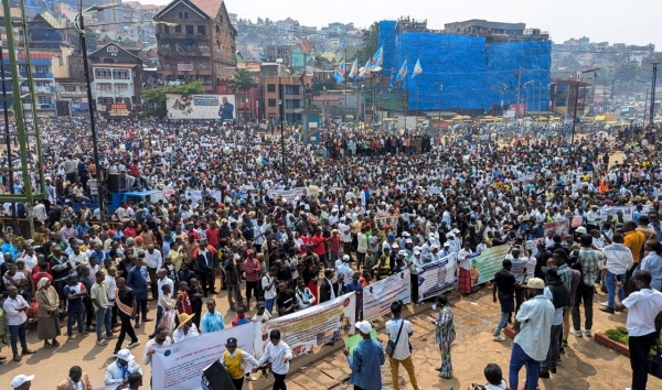 Las embajadas de Estados Unidos y de muchos otros países fueron atacadas en la República Democrática del Congo.