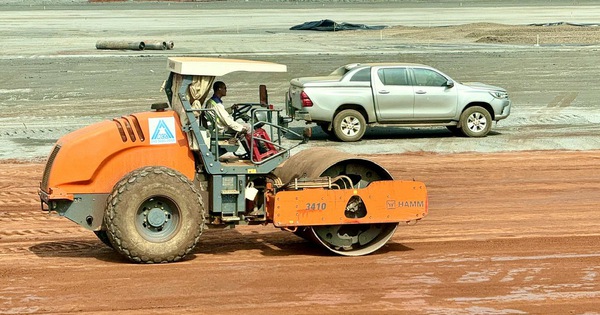 Durante el Año Nuevo Lunar en el sitio de construcción del superaeropuerto de Long Thanh