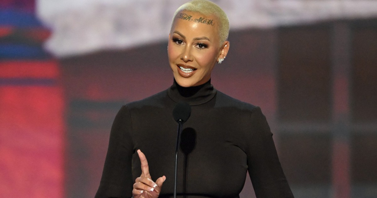 Người mẫu, diễn viên Amber Rose bị tẩy chay vì ủng hộ ông Donald Trump